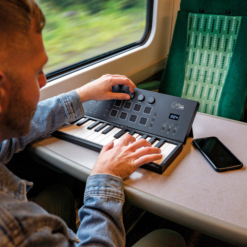 Carry-On 25 Key Folding MIDI Controller